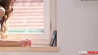 Beautiful Doctor Seduces Her Patient Into Having Sex With Her After Giving Him A Blow Job At The Clinic.